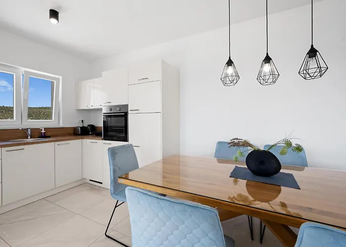 Awesome In With Wifi Apartman Razanj